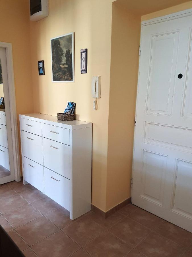 אופטיה Family Apartment Center מראה חיצוני תמונה